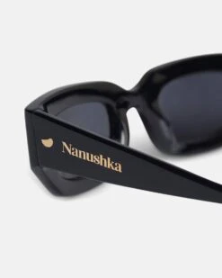 Nanushka Kadee - Bio-Plastic D-Frame Sunglasses - Grey/Black 7 Nanushka Kadee - Bio-Plastic D-Frame Sunglasses - Grey/Black -Nanushka Wear Shop KADEE BLACK BIO PLASTIC 03 9fa7ef3e 8c88 4ef5 8e55 a289b184bb5b