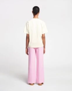 Nanushka Reece - Embroidered Cotton-Jersey T-Shirt - Creme/Green 10 Nanushka Reece - Embroidered Cotton-Jersey T-Shirt - Creme/Green -Nanushka Wear Shop NAN SS24 ECOMM WW FULL BODY CROPPED 191