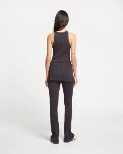 Nanushka Savea - Ribbed-Knit Halterneck Top - Dark Brown -Nanushka Wear Shop NAN SS24 ECOMM WW FULL BODY CROPPED 31