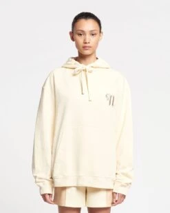Nanushka Ever - Organically Grown Cotton Logo Hoodie - Creme -Nanushka Wear Shop NAN SS24 ECOMM WW TOP DETAIL CROPPED 179