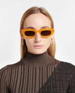 Nanushka Kadee - Bio Plastic D-Frame Sunglasses - Orange 11 Nanushka Kadee - Bio Plastic D-Frame Sunglasses - Orange -Nanushka Wear Shop NU24RSSG01019 KADEE ORANGE BIOPLASTIC A