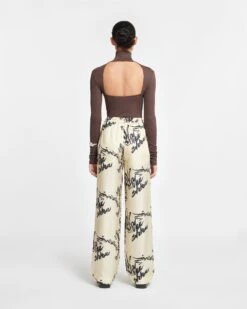 Nanushka Jarine - Printed Twill Silk Pants - Calligraphy Creme -Nanushka Wear Shop NW24RSPA00971 JARINE CALLIGRAPHYCREME TWILLSILK 02